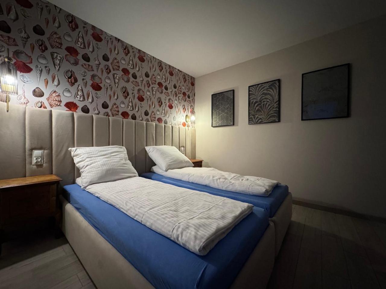 Little White Frog Apartment Szczecin Exterior photo